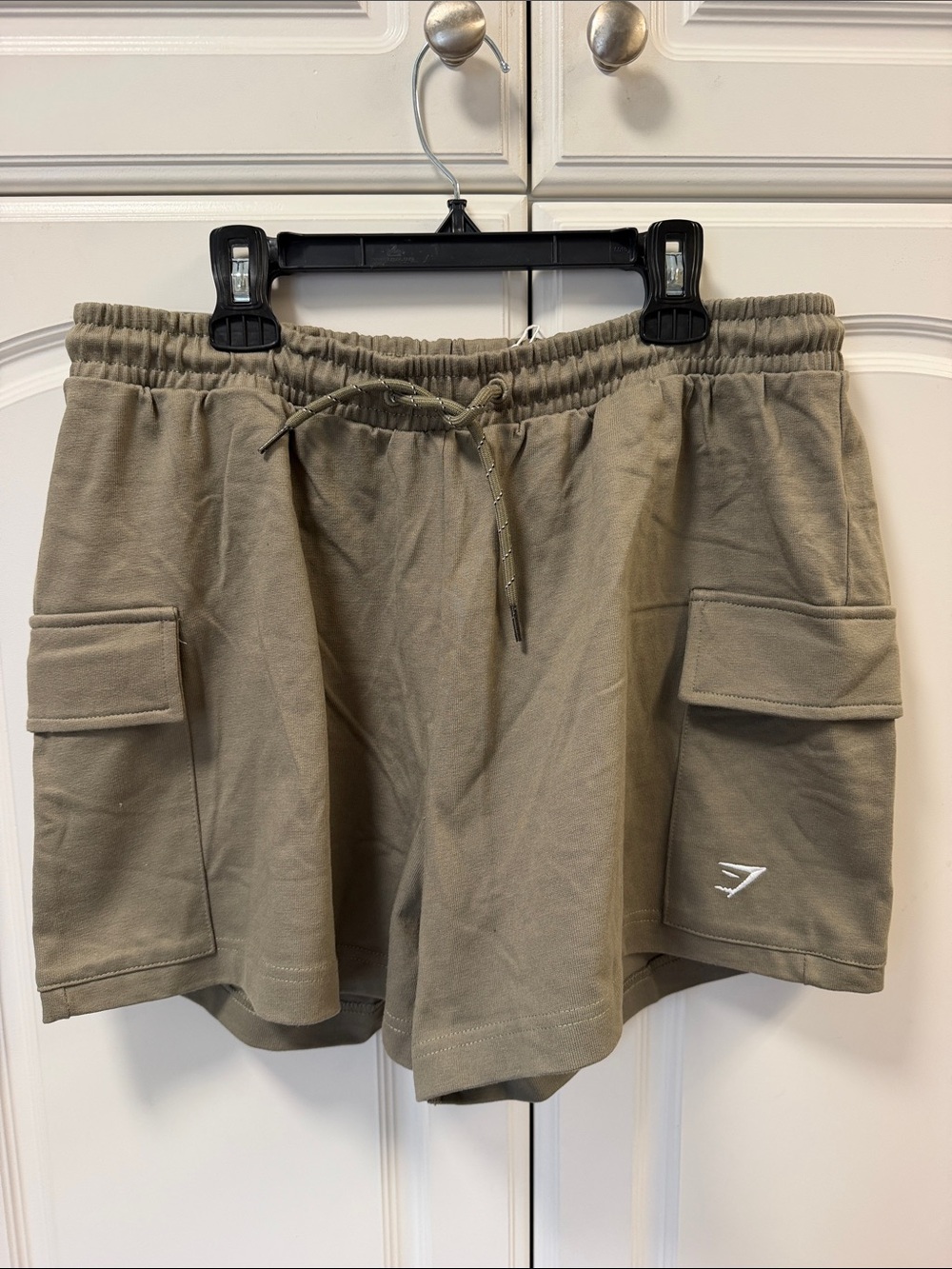 NWT Gymshark Olive SIZE MEDIUM Cargo Drawstring shorts.
